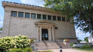 Franklin (MA) Library